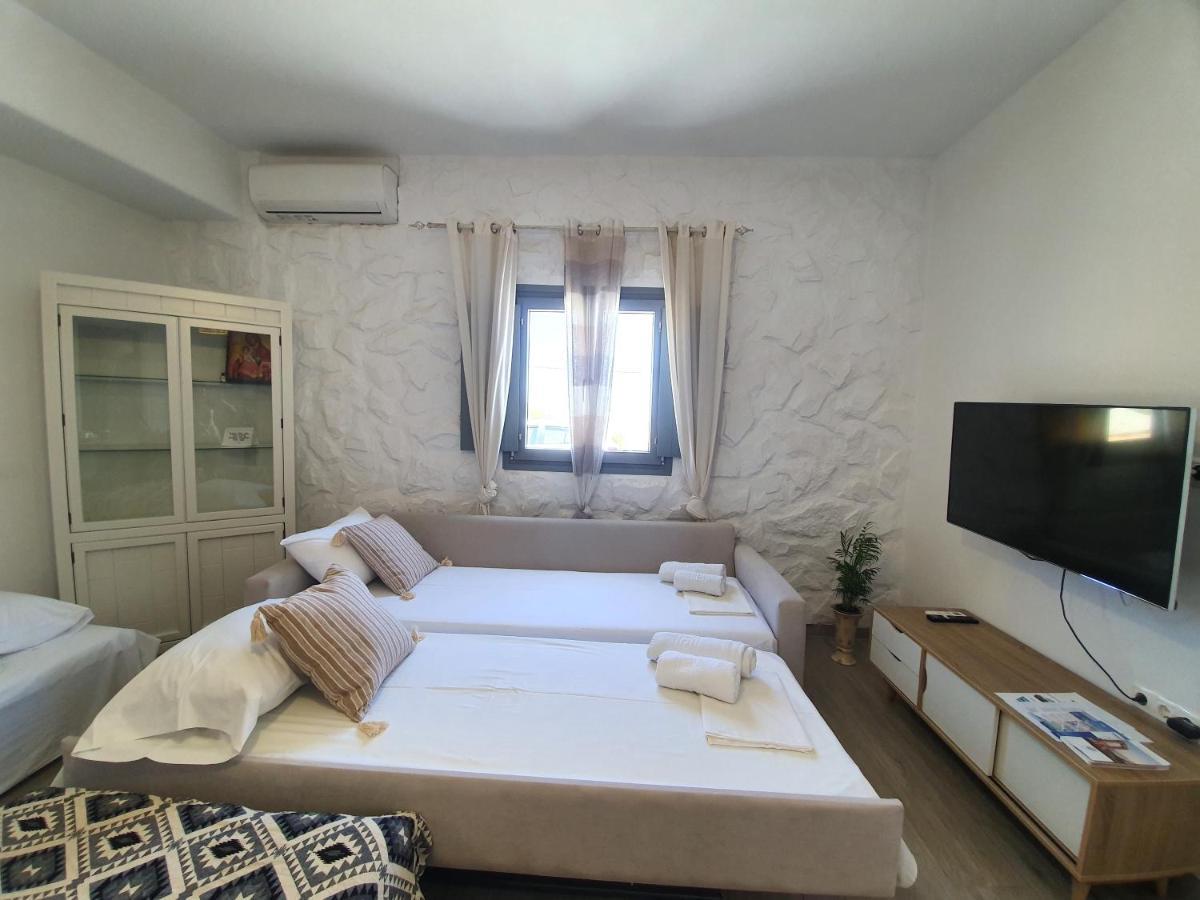 Cycladic Home On The Hill With Beautiful Views!! Agkidia Exterior photo